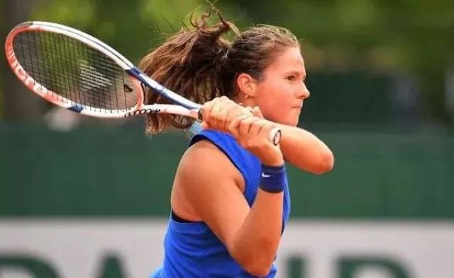 己的懒散影 己的懒散影